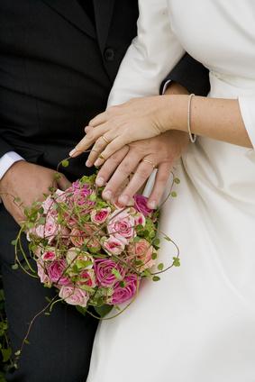 wedding bouquet image by Fabio Compagnoni from Fotolia.com